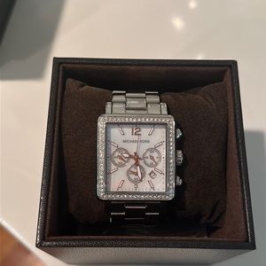 Michael Kor’s Silver Square Watch